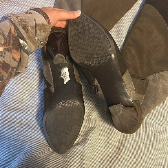 brown suede knee high boots - Picture 3 of 8